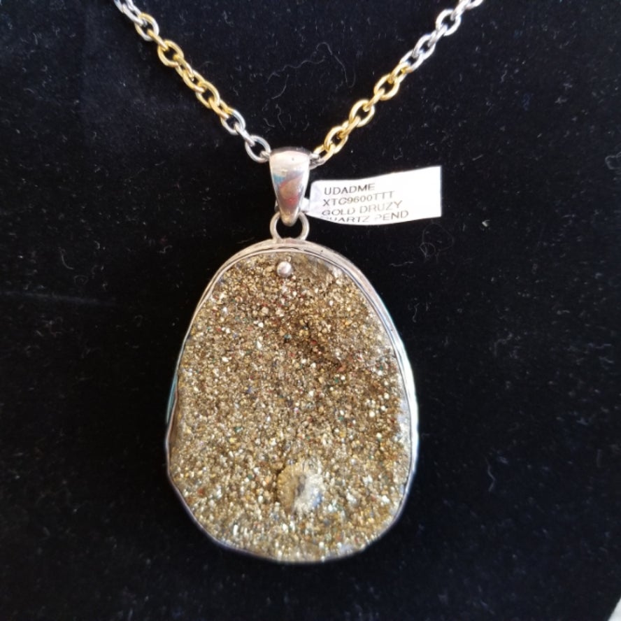 Druzy pendant deals necklace